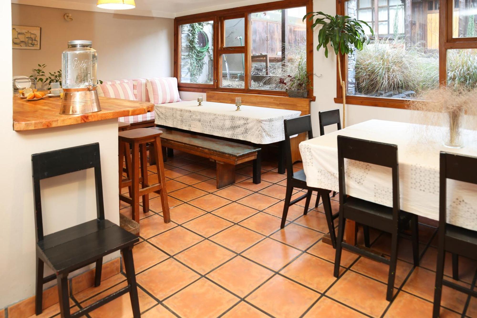 La Justina Hostel San Carlos de Bariloche Luaran gambar