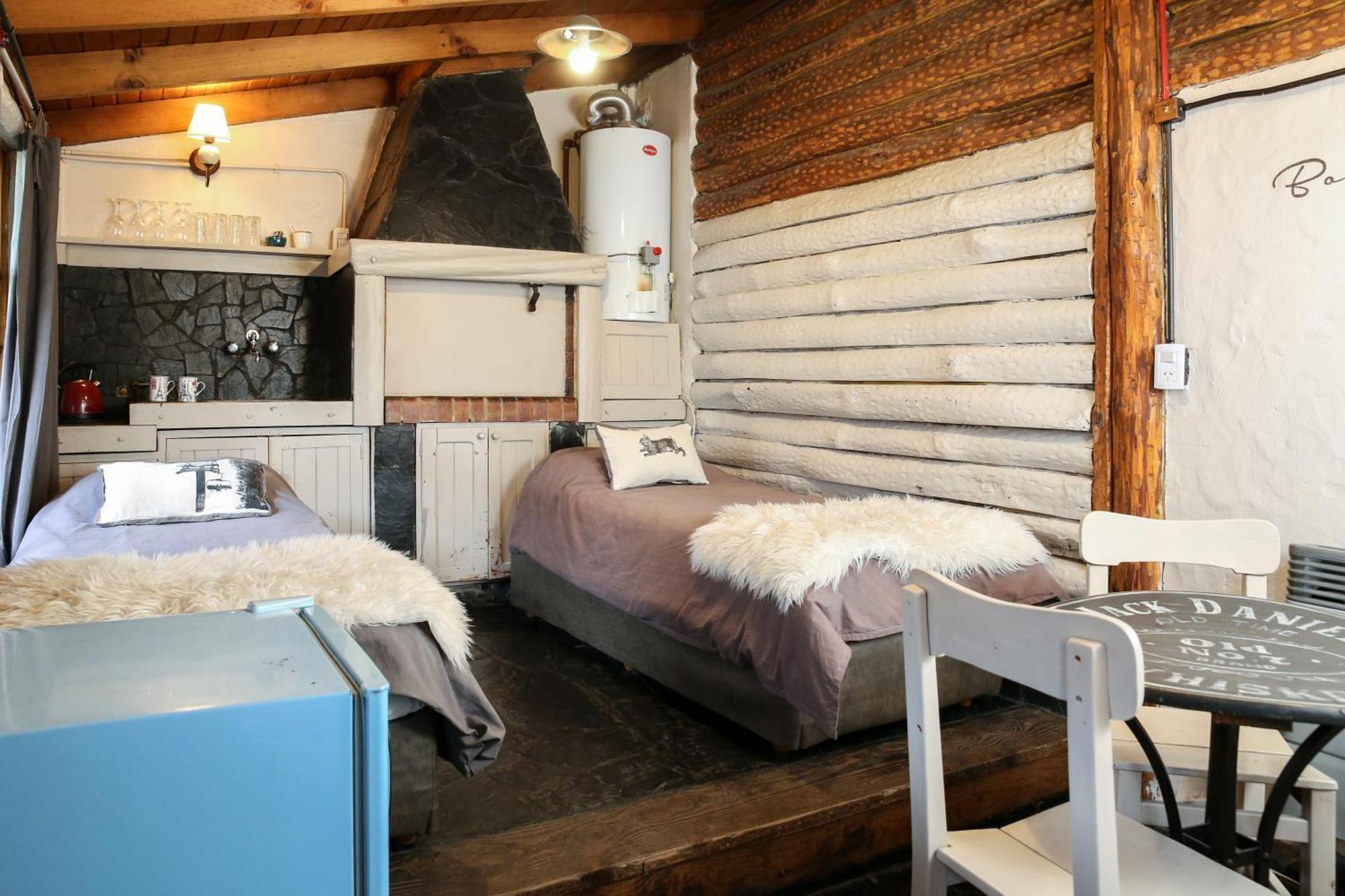La Justina Hostel San Carlos de Bariloche Luaran gambar