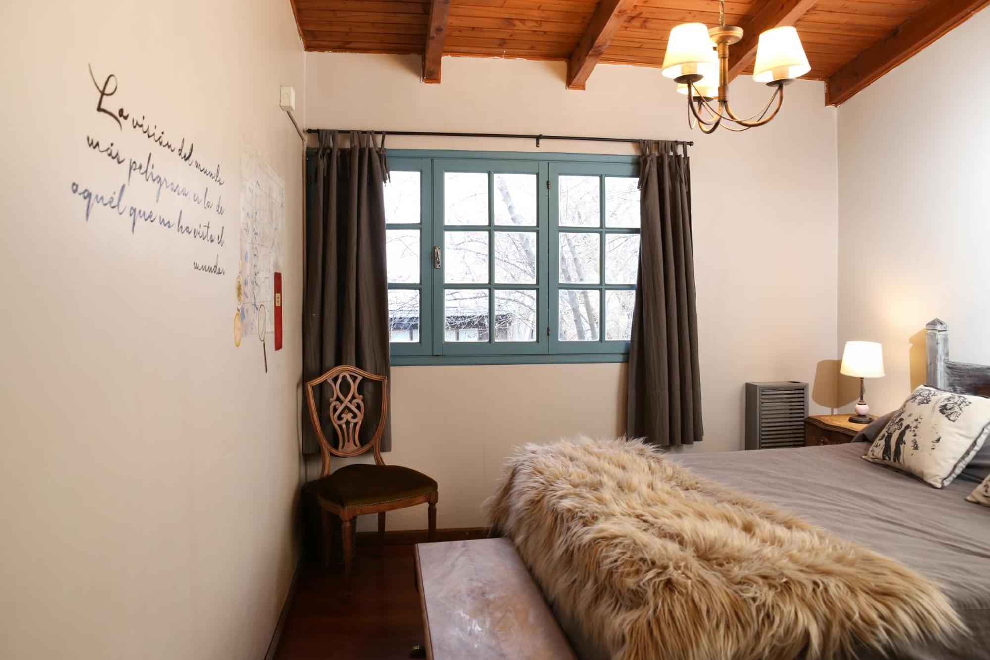 La Justina Hostel San Carlos de Bariloche Luaran gambar