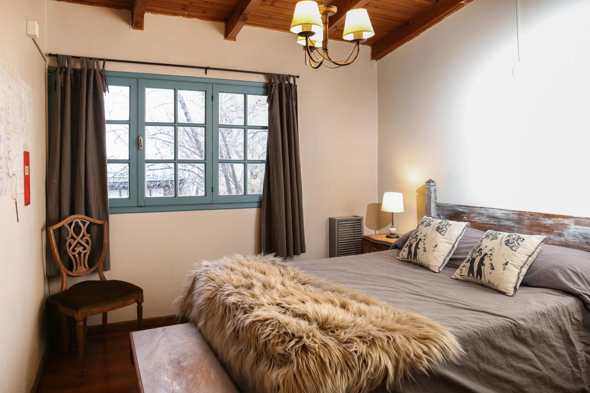 La Justina Hostel San Carlos de Bariloche Luaran gambar